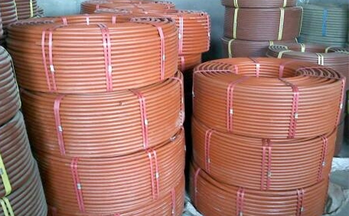 提升工程安全：聚乙烯(RPE)阻燃湟中穿线管在现代建筑中的应用